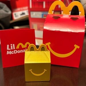 Lil McDonald’s Happy Meal Toy Gold Happy Meal little
McDonald’s 2025 toy